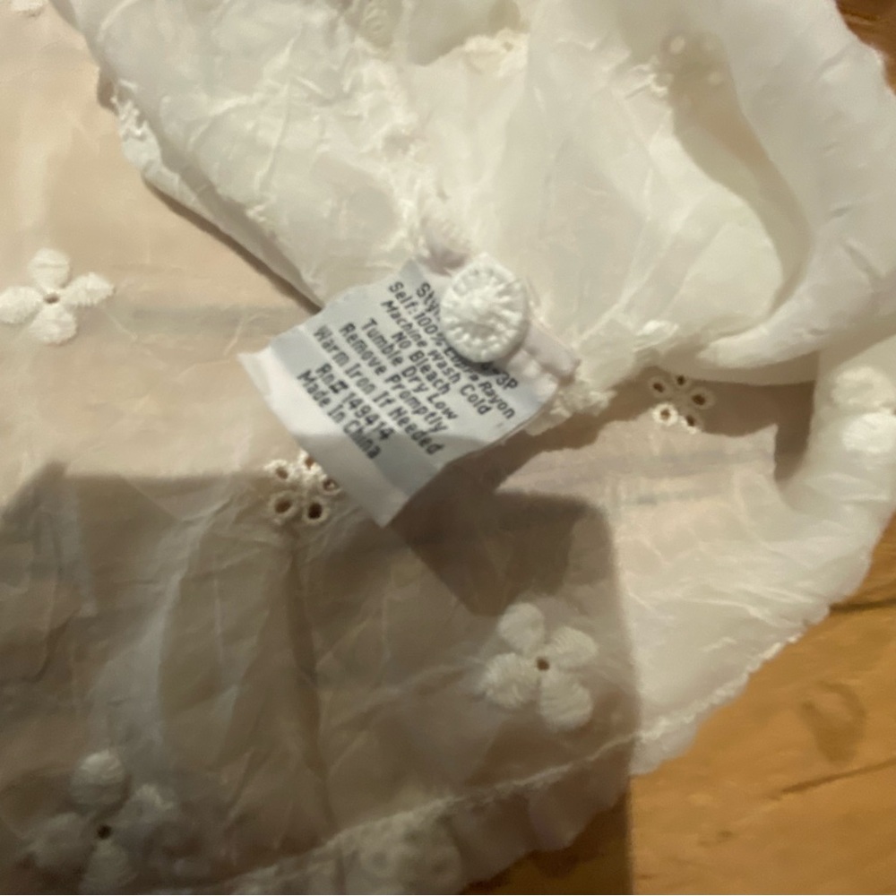 Johnny Was Eyelet Blouse - Picture 6 of 8